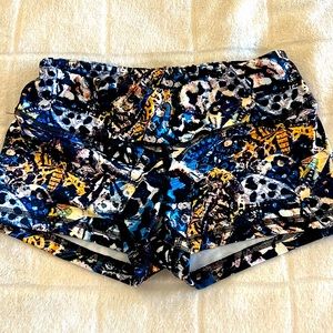 Fleo size small